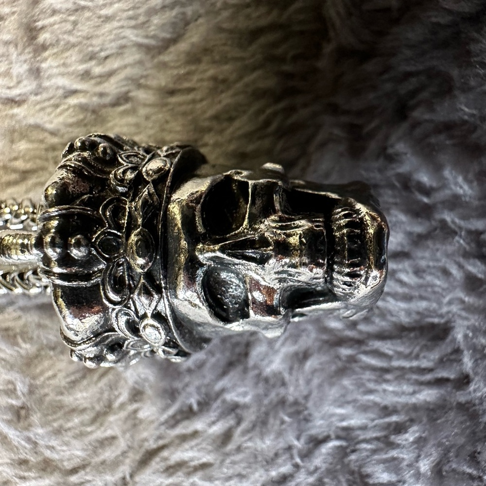 Silver Skull Chain with Crown Design
